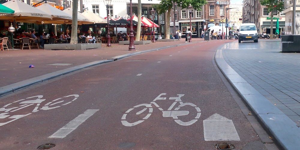 How to Cycle in Amsterdam