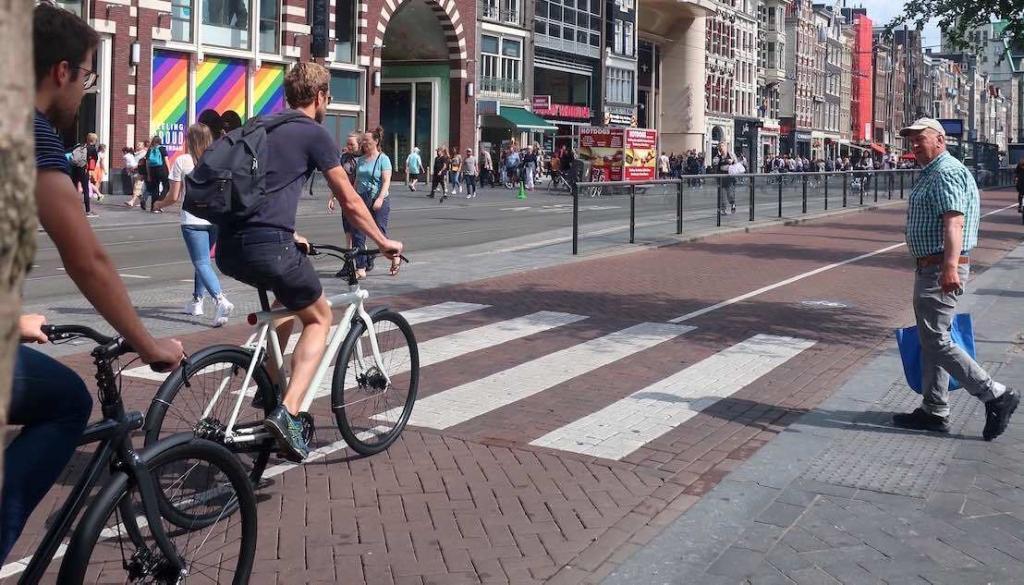 Cycling in Amsterdam Rules