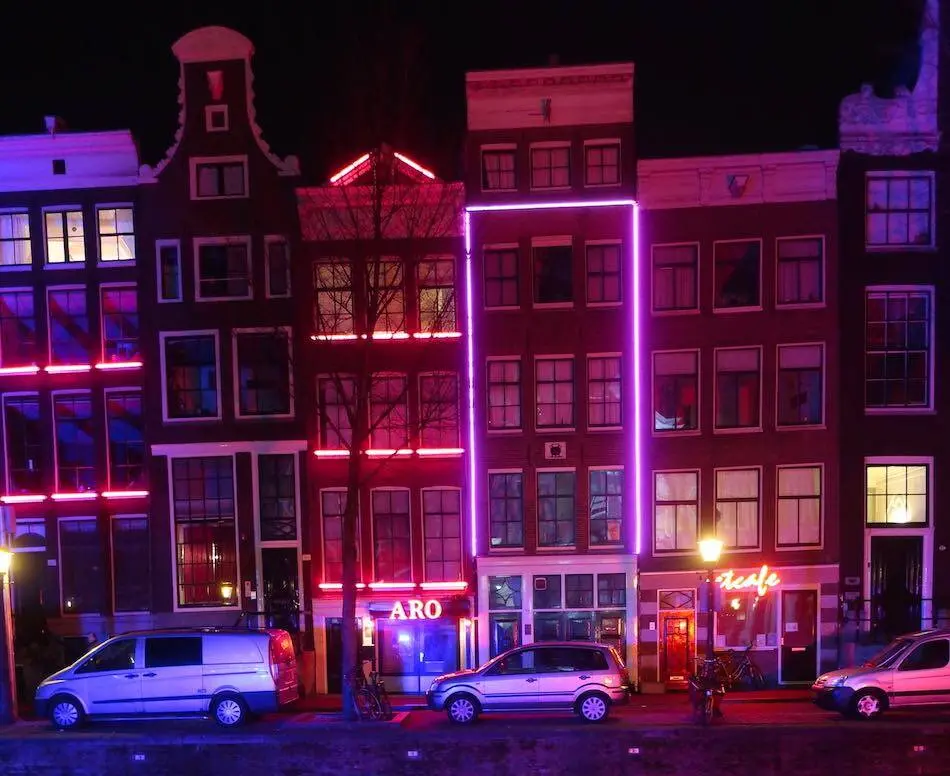 20 Astonishing Amsterdam Red Light District Pictures