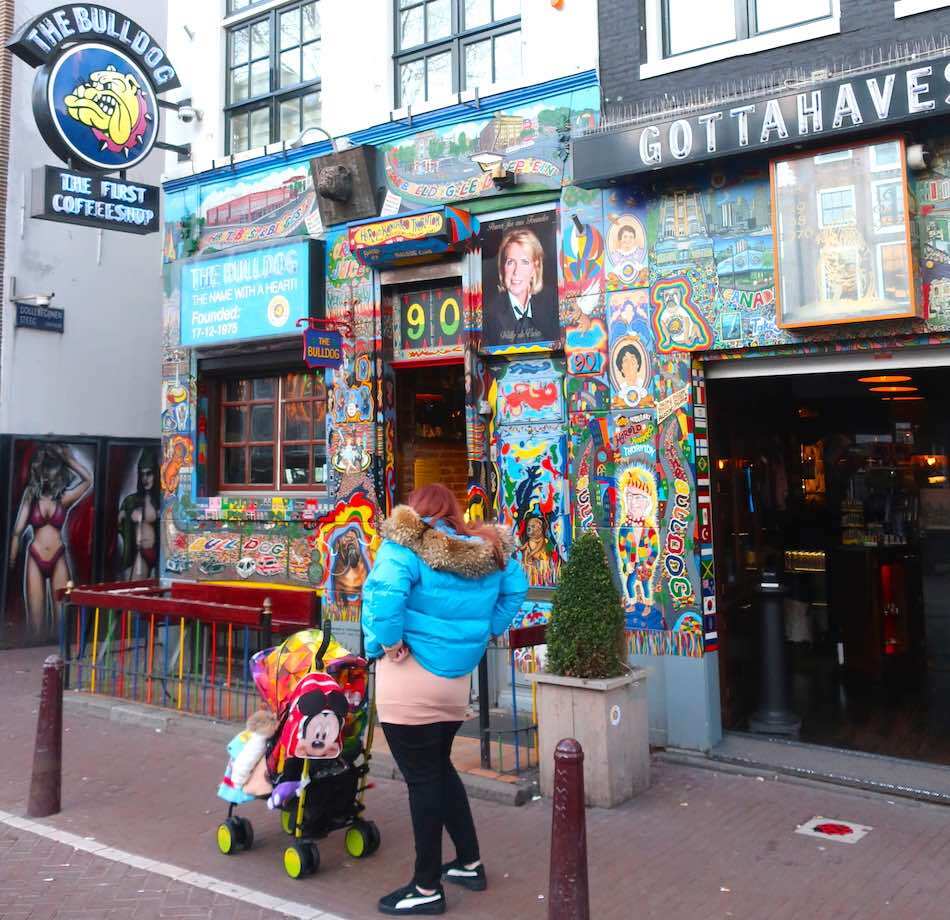 Coffeeshop Bulldog Amsterdam  Dutch Coffee Shop in HollandAmsterdam Red  Light District