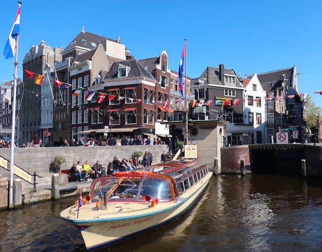 Amsterdam Coffeeshop Tour