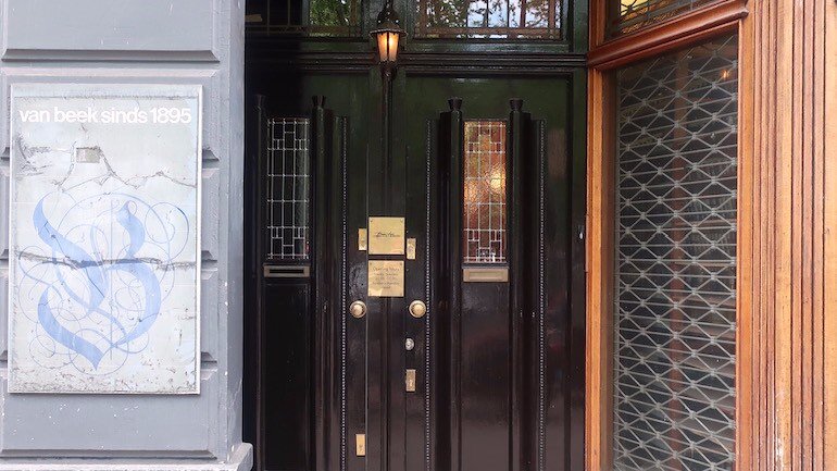 Entrance Club BonTon Amsterdam