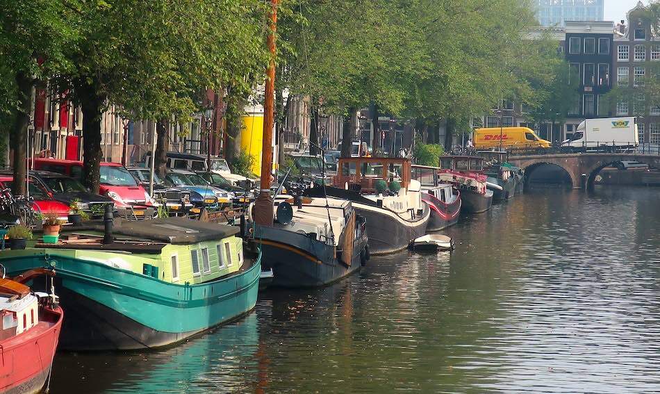 cheap flights to Amsterdam