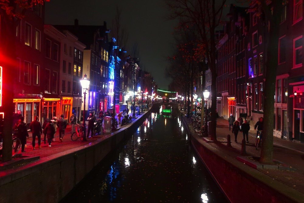Amsterdam red light district tour