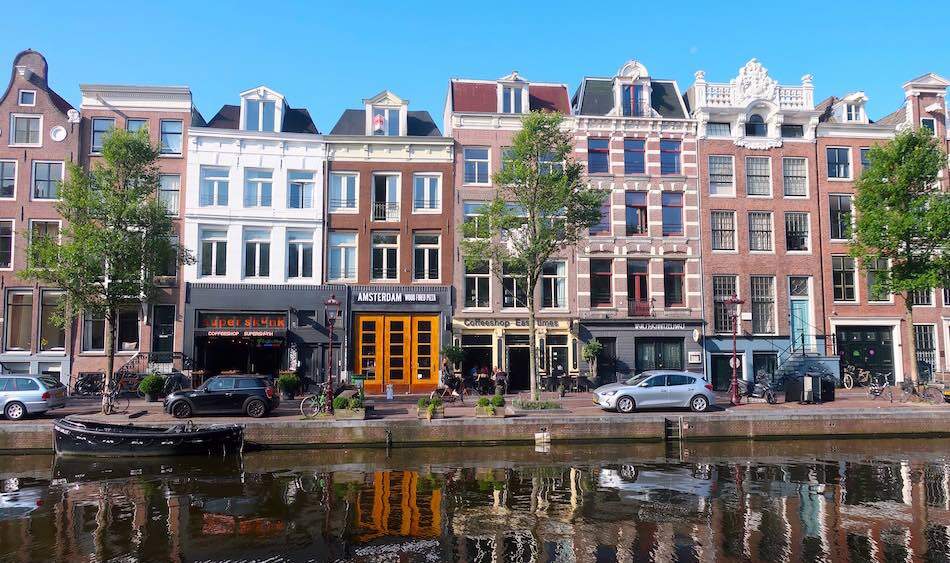 flights to amsterdam cheap