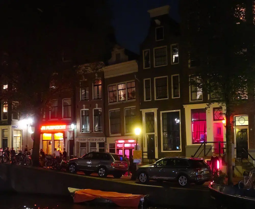 Wallen Amsterdam Nachtleven Prijzen Etalages 2023 foto foto