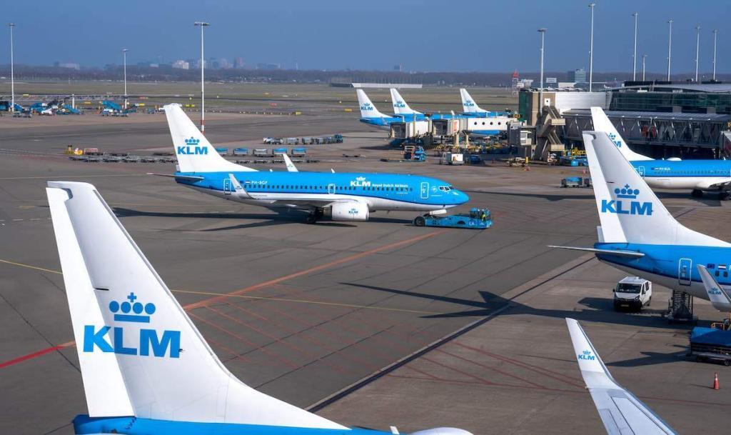 Amsterdam Airport Schiphol Guide 2024 Hotels Train Info